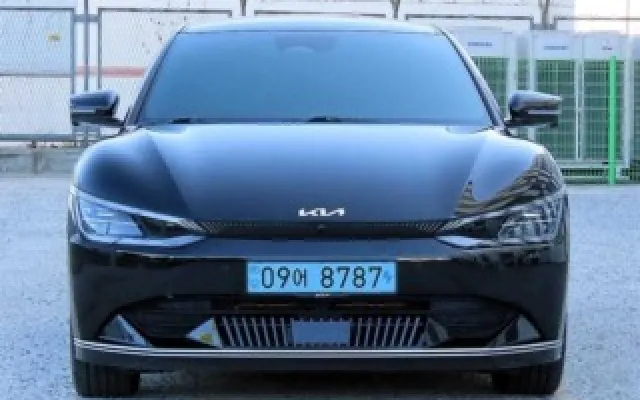 EV6 중고차 EV6 롱레인지 AWD 매물 사진 3 - 2022/10 81,727km
