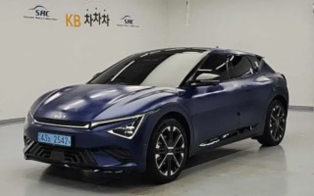 EV6 중고차 더 뉴 EV6 롱레인지 2WD 매물 사진 15 - 2025/08 7,700km